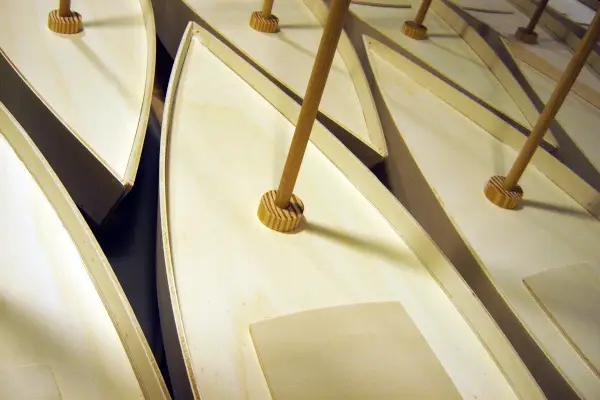 speciaal project hout-epoxybouw: model zeilbootjes